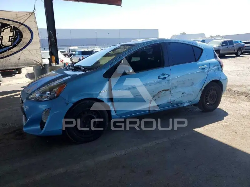 2015 Toyota PRIUS фото
