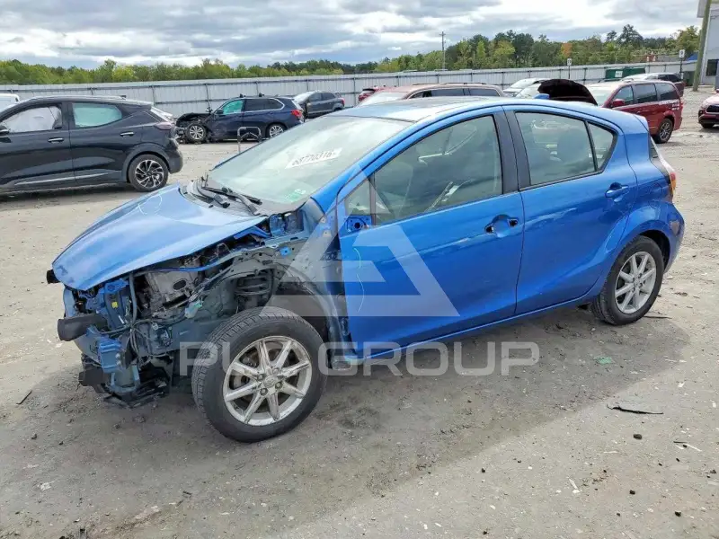 2015 Toyota PRIUS фото