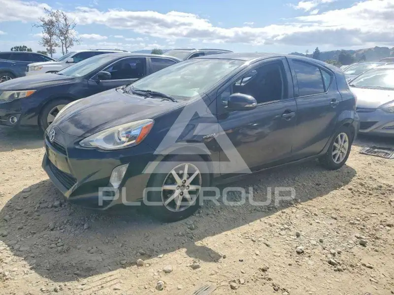 2015 Toyota PRIUS фото