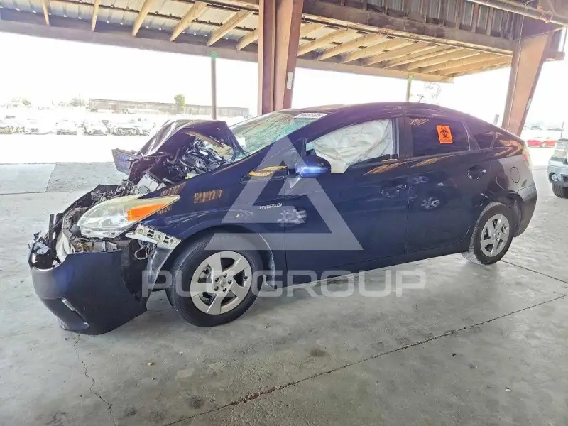 2015 Toyota PRIUS photo