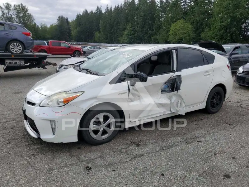 2015 Toyota PRIUS photo