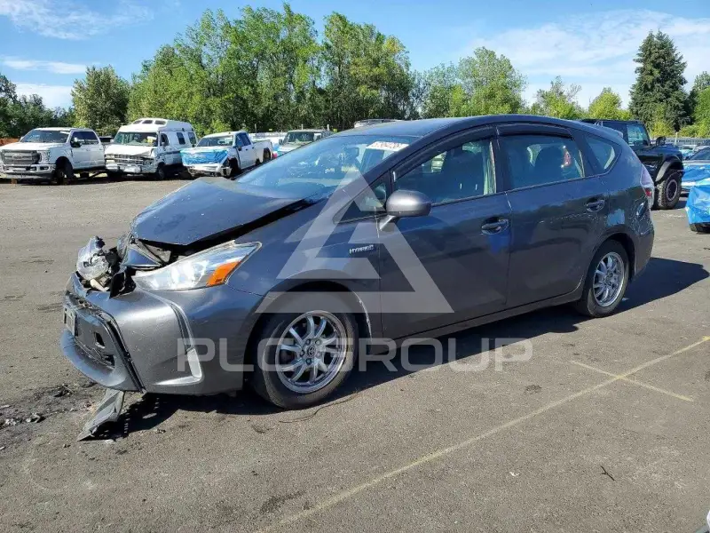 2015 Toyota PRIUS фото