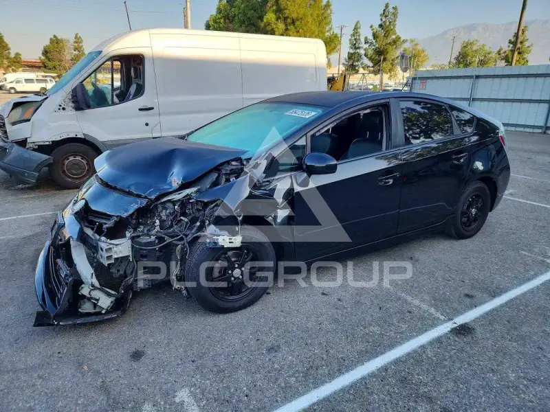2015 Toyota PRIUS фото
