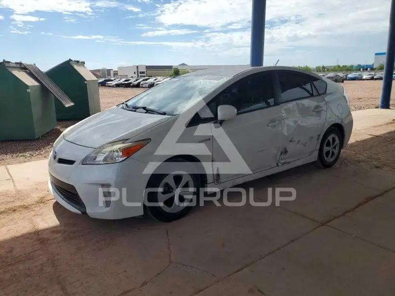 2015 Toyota PRIUS фото