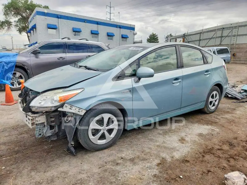 2015 Toyota PRIUS фото