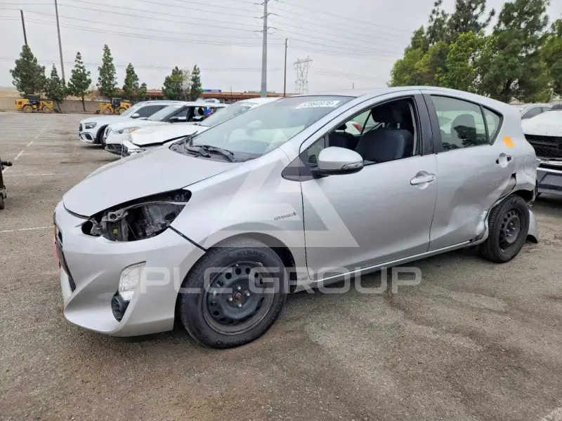 2015 Toyota PRIUS photo