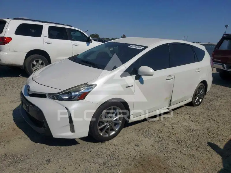 2015 Toyota PRIUS photo