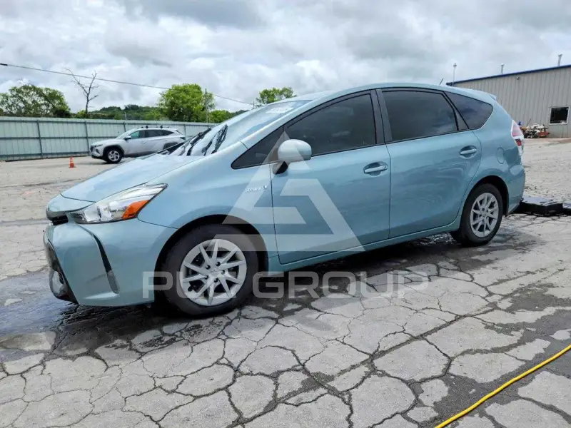 2015 Toyota PRIUS фото