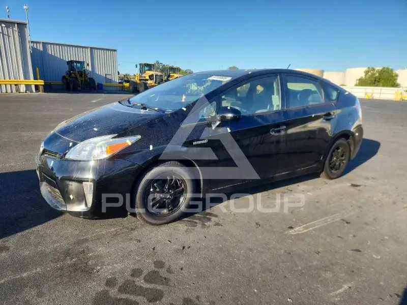 2015 Toyota PRIUS фото