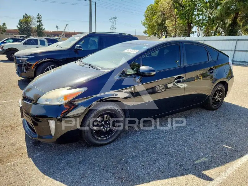 2015 Toyota PRIUS фото