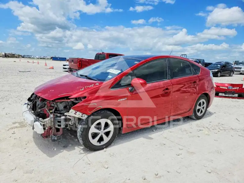 2015 Toyota PRIUS фото
