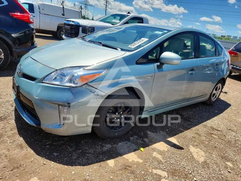 2015 Toyota PRIUS photo