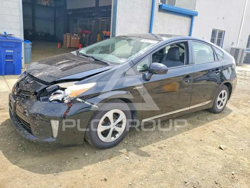 2015 Toyota PRIUS photo