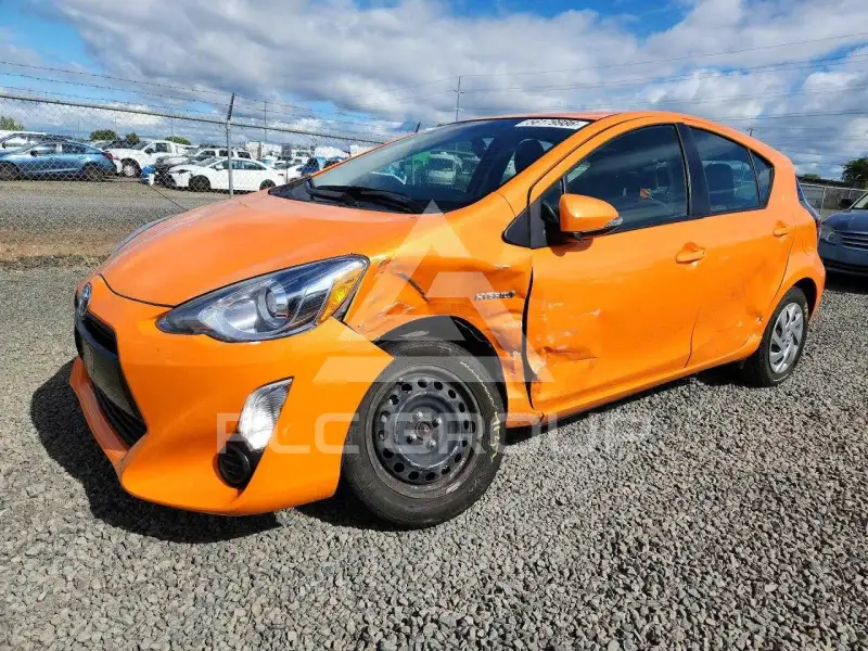 2015 Toyota PRIUS photo