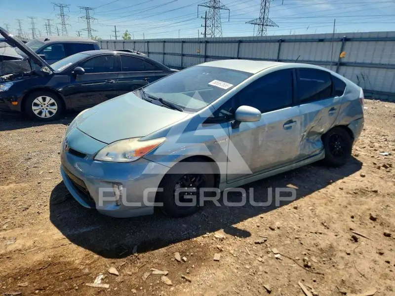 2015 Toyota PRIUS фото