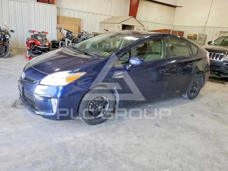 2015 Toyota PRIUS фото