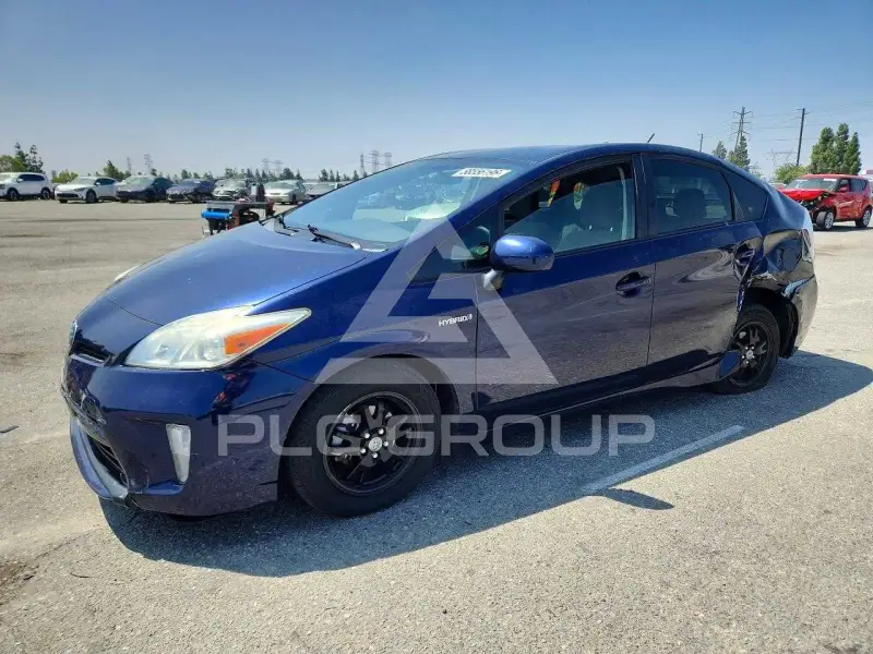 2015 Toyota PRIUS фото