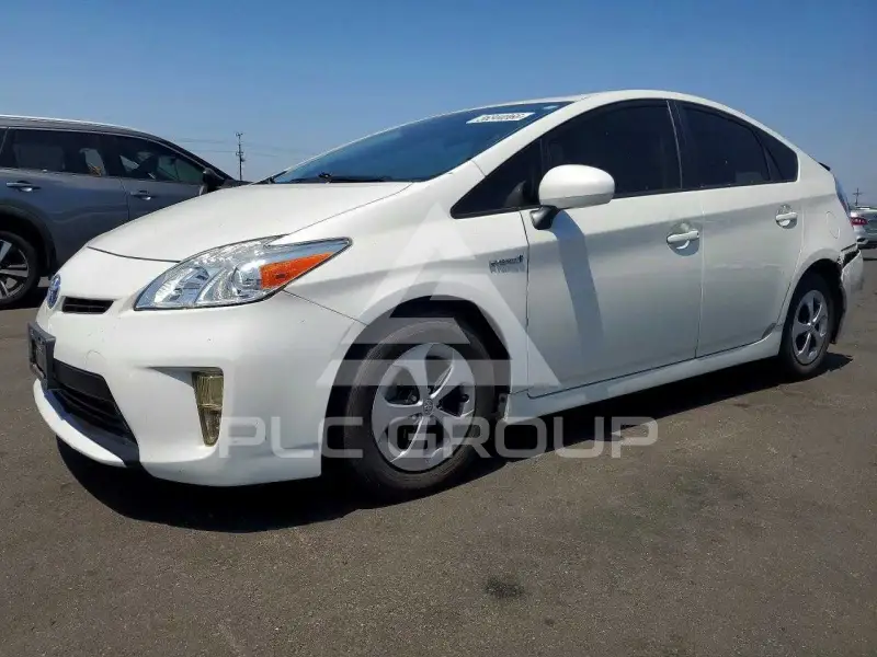 2015 Toyota PRIUS фото