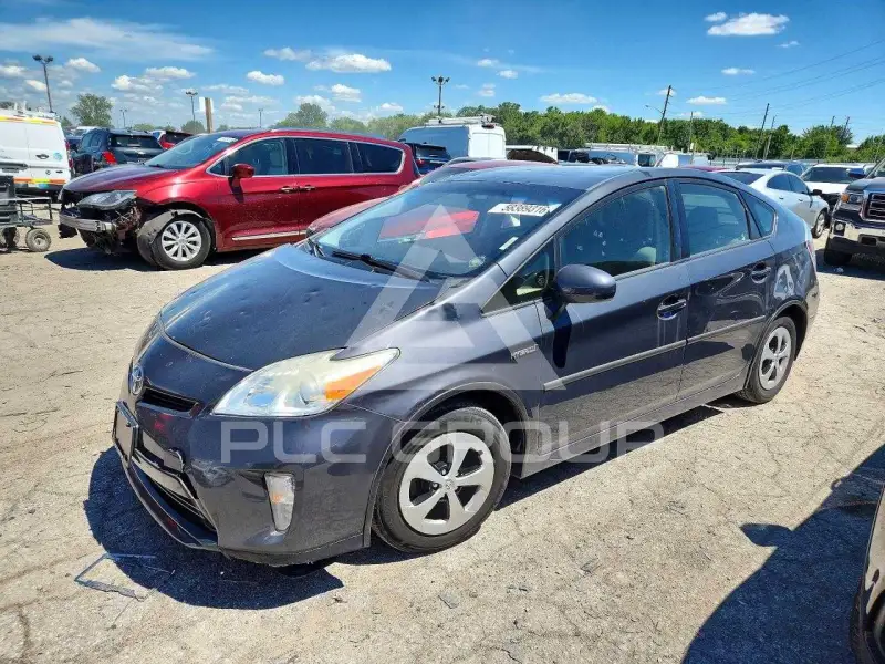2015 Toyota PRIUS photo