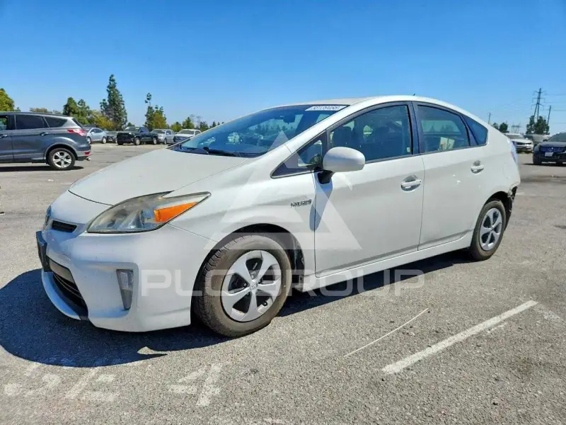2015 Toyota PRIUS фото