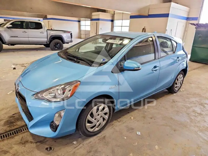 2015 Toyota PRIUS фото