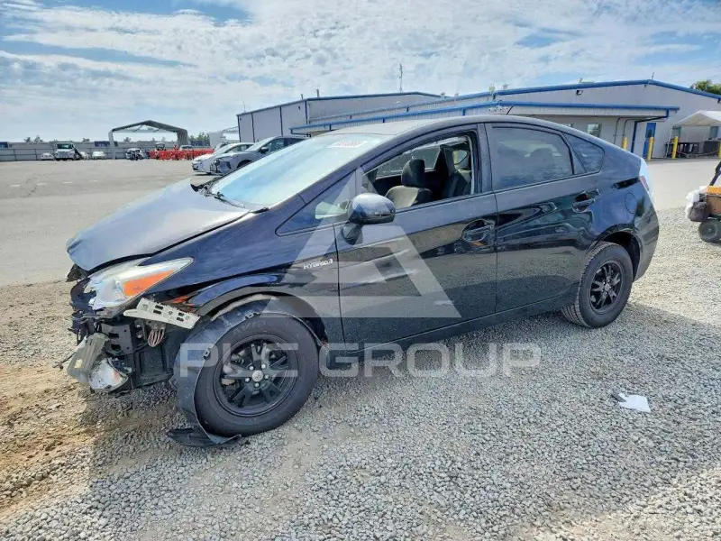 2015 Toyota PRIUS фото