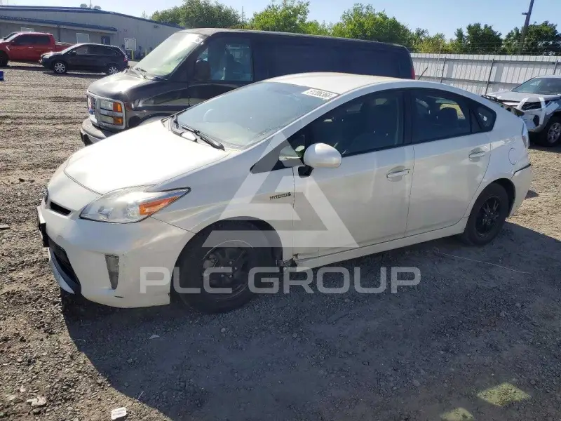 2015 Toyota PRIUS photo