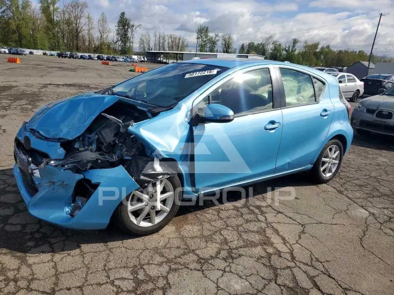 2015 Toyota PRIUS photo