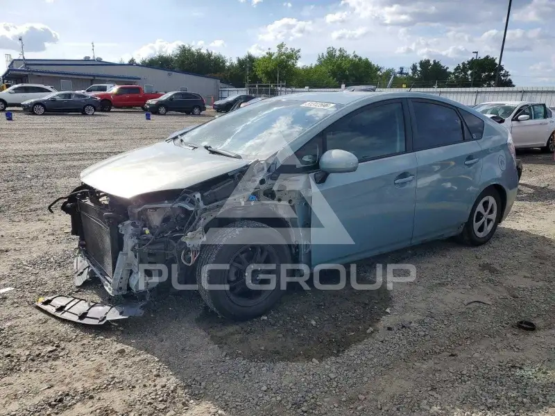 2015 Toyota PRIUS фото