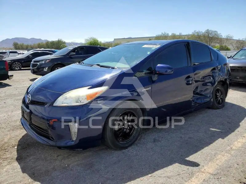 2015 Toyota PRIUS фото