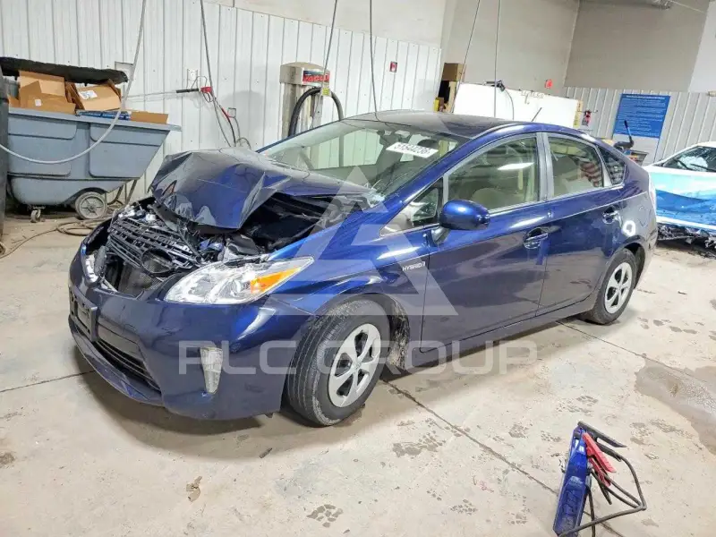 2015 Toyota PRIUS photo