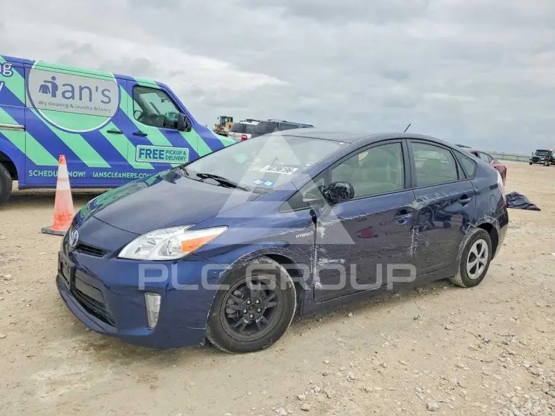 2015 Toyota PRIUS photo