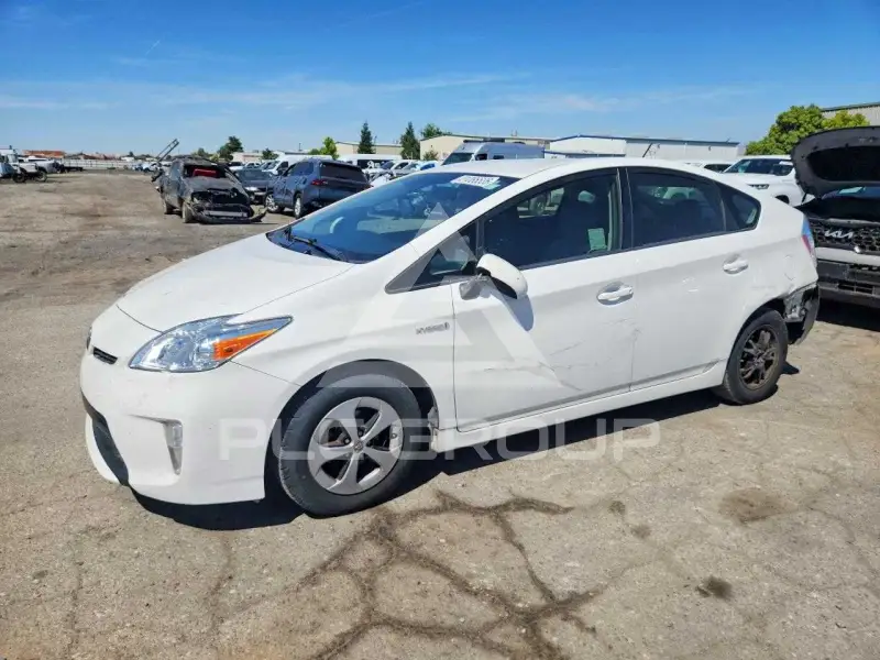 2015 Toyota PRIUS фото