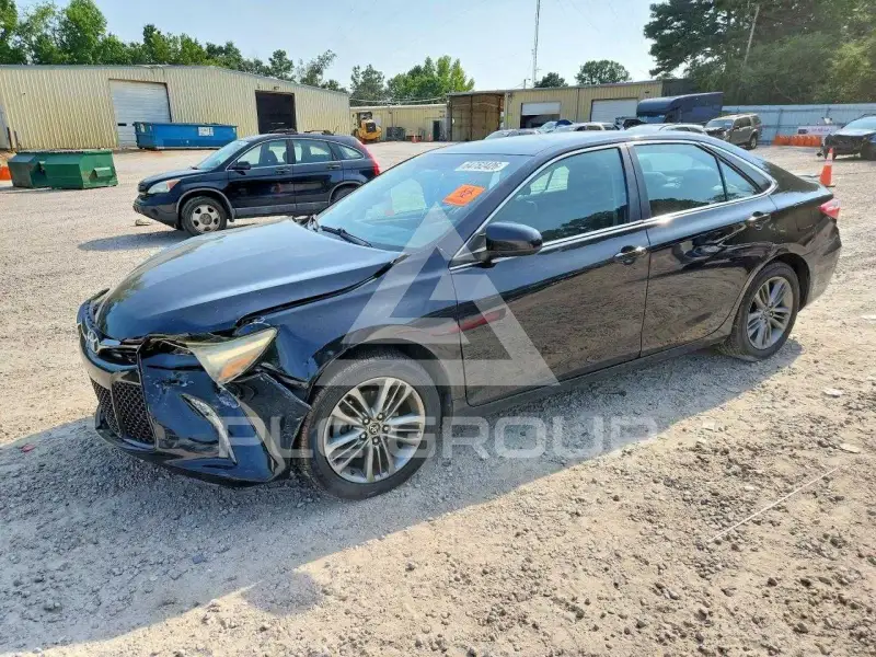 2015 Toyota CAMRY photo