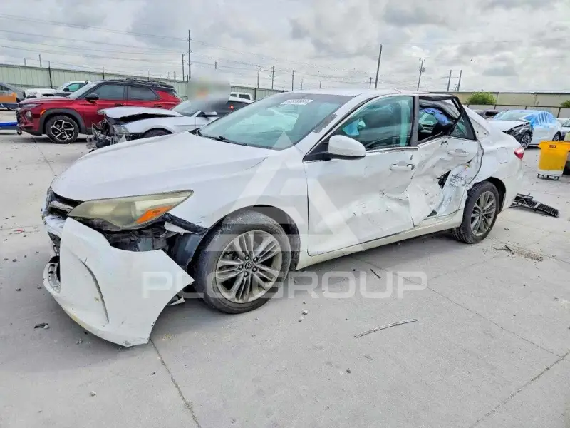 2015 Toyota CAMRY фото