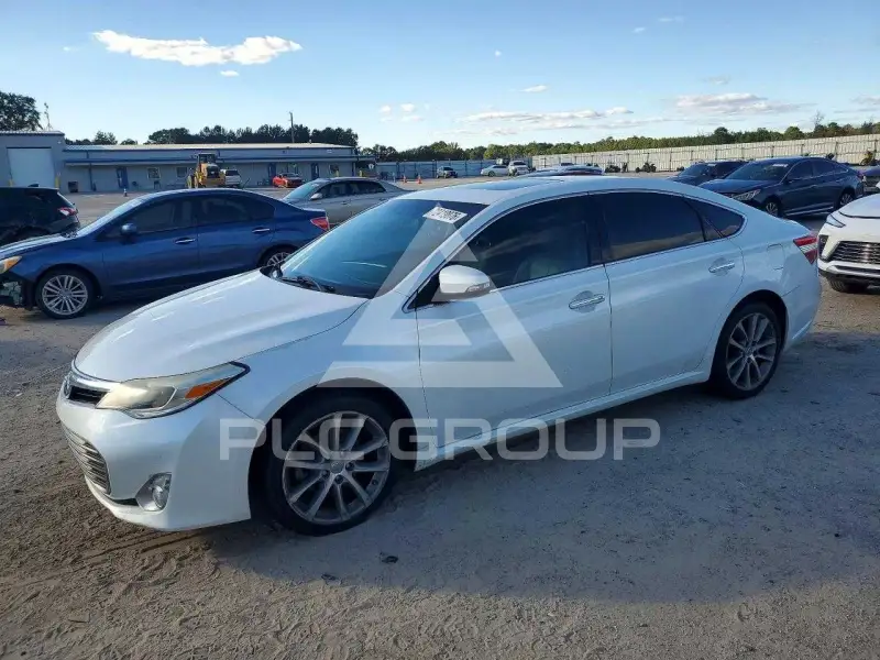 2015 Toyota AVALON фото