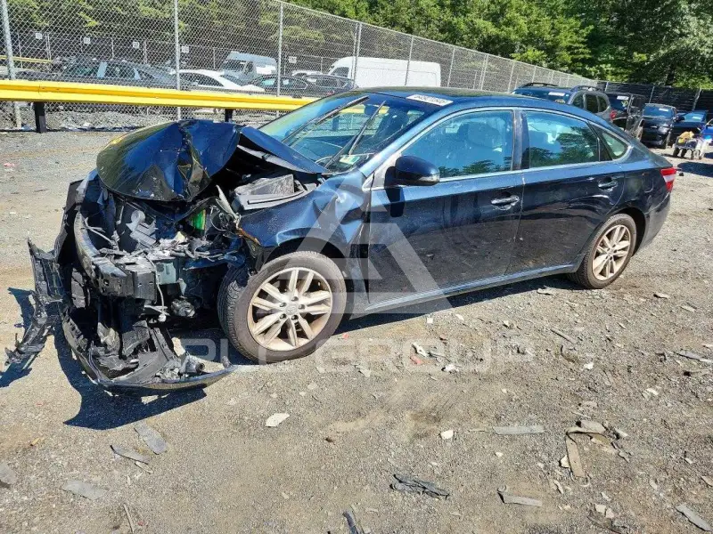 2015 Toyota AVALON фото