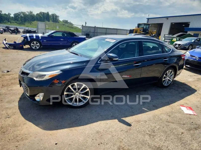 2015 Toyota AVALON photo