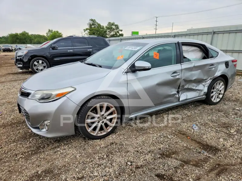 2015 Toyota AVALON фото