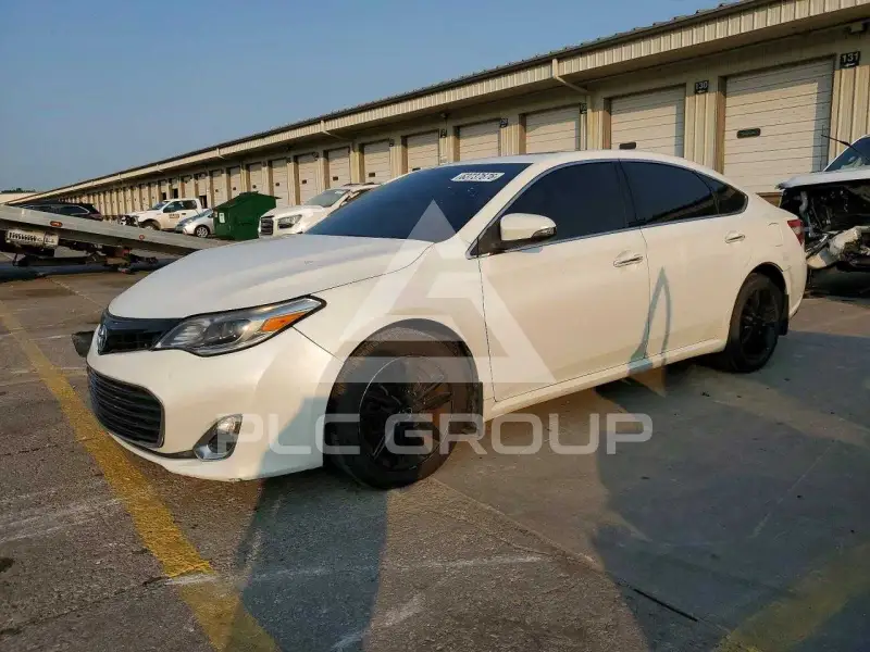2015 Toyota AVALON photo