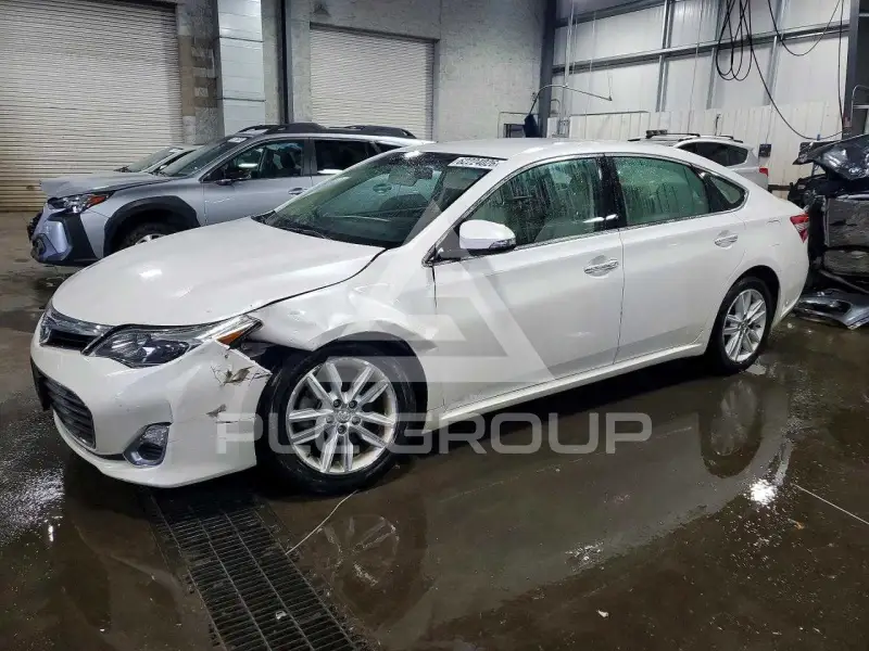 2015 Toyota AVALON фото