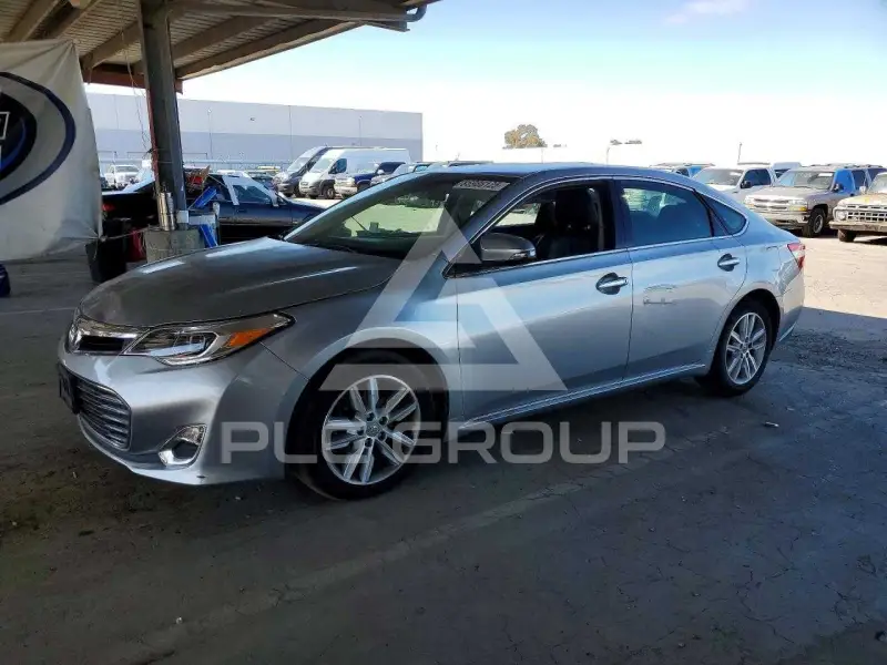 2015 Toyota AVALON фото