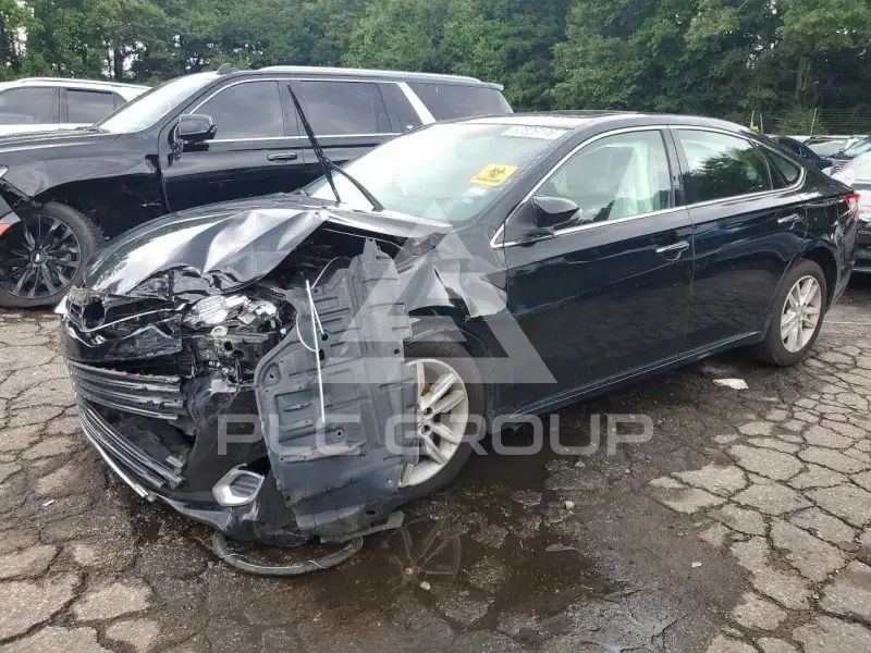 2015 Toyota AVALON photo