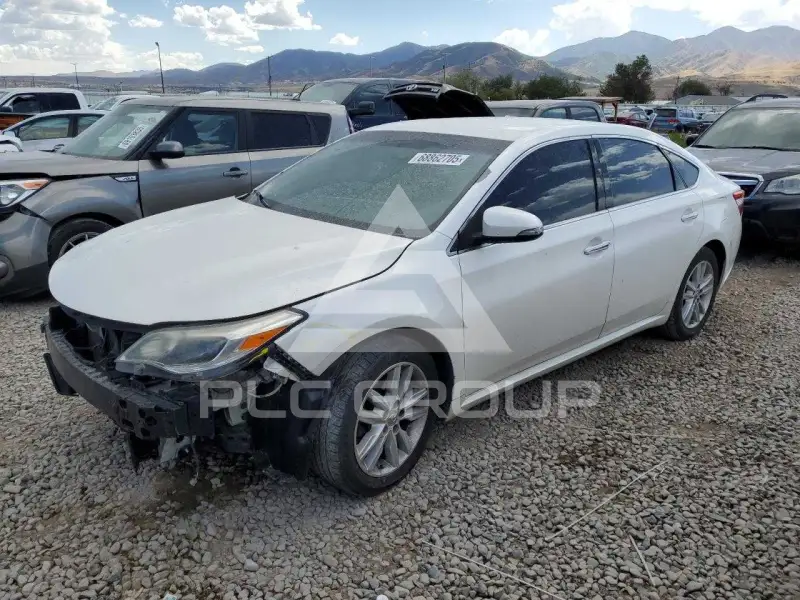 2015 Toyota AVALON фото