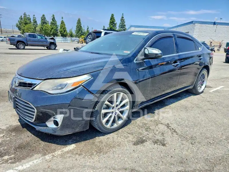 2015 Toyota AVALON photo