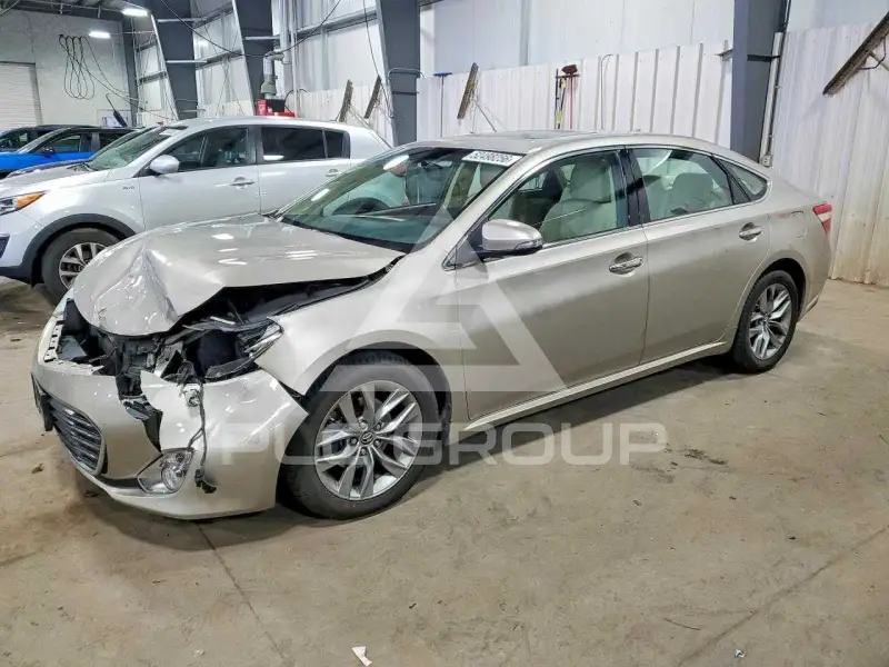 2015 Toyota AVALON фото