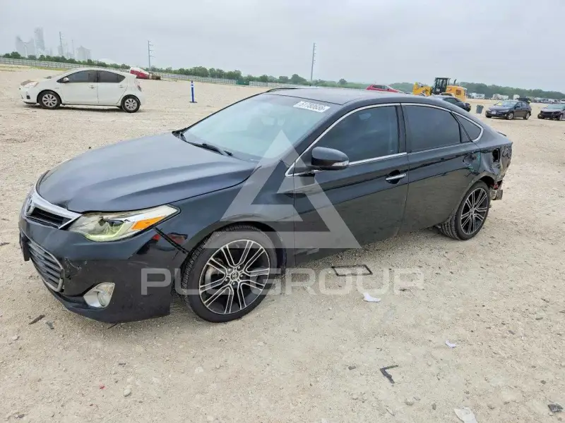 2015 Toyota AVALON photo