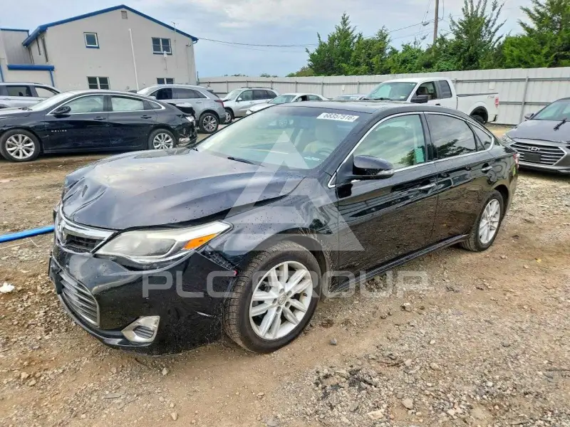 2015 Toyota AVALON photo