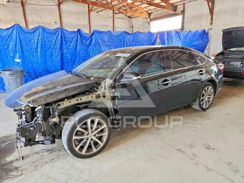 2015 Toyota AVALON фото
