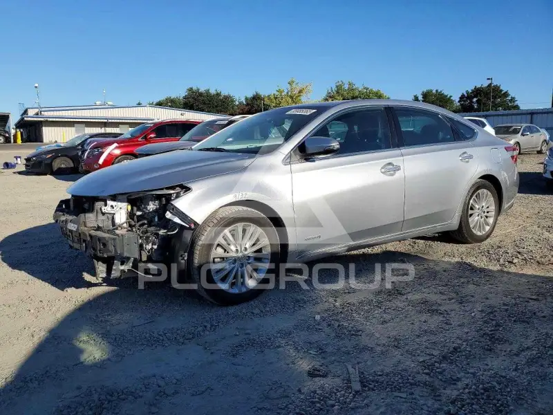 2015 Toyota AVALON фото